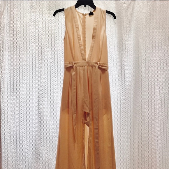 Posh shop long V dress I have it in cream and Blk - Picture 3 of 3